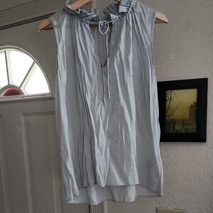 H&M Light Gray Sleeveless Blouse
